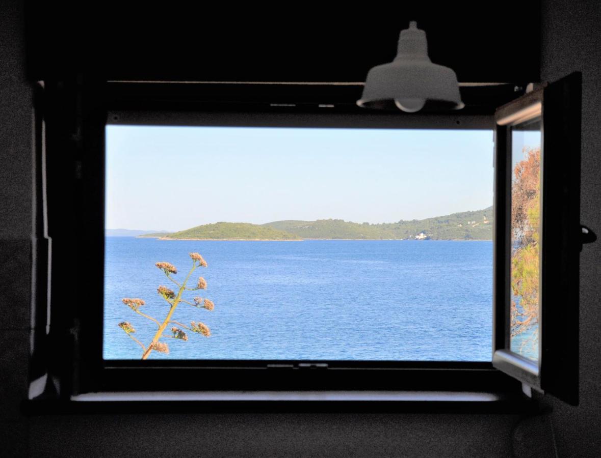 Romantic Boxavia Božava 外观 照片